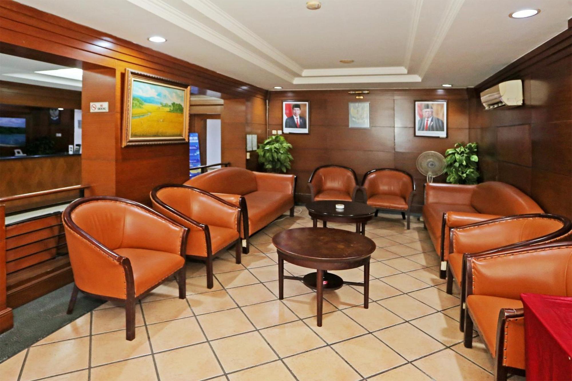 Collection O 91898 Series Hotel Kuningan Джакарта Экстерьер фото